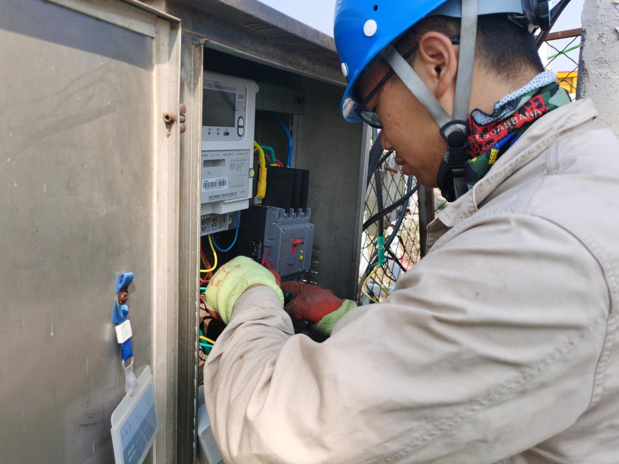 1687743059915025697.png 徐南供電所加快推進轄區戶表改造工作.png